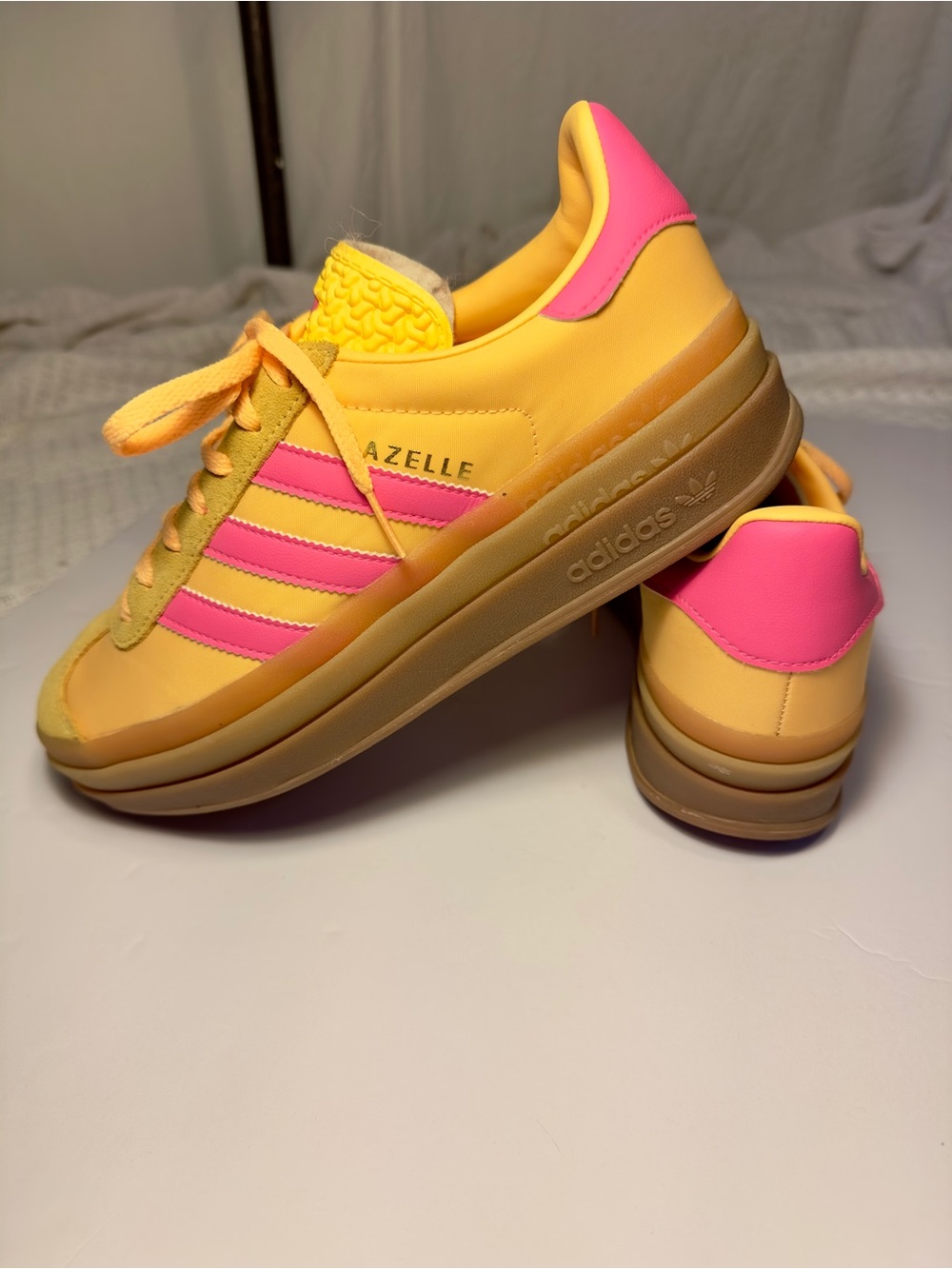 adidas Gazelle Bold Spark Lucid Pink Yellow Gum Platform Sneakers 8.5 IG4387